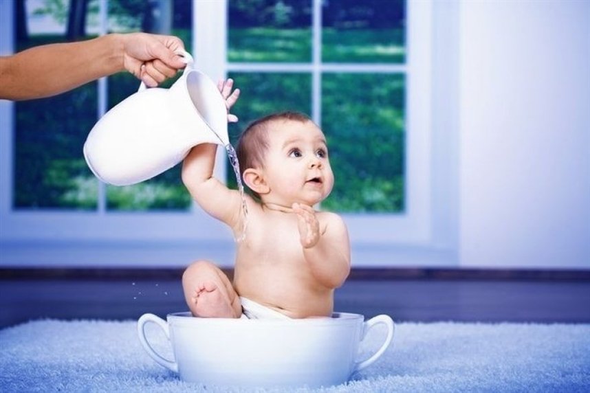 Придумайте для малыша веселые процедуры для пассивного закаливания